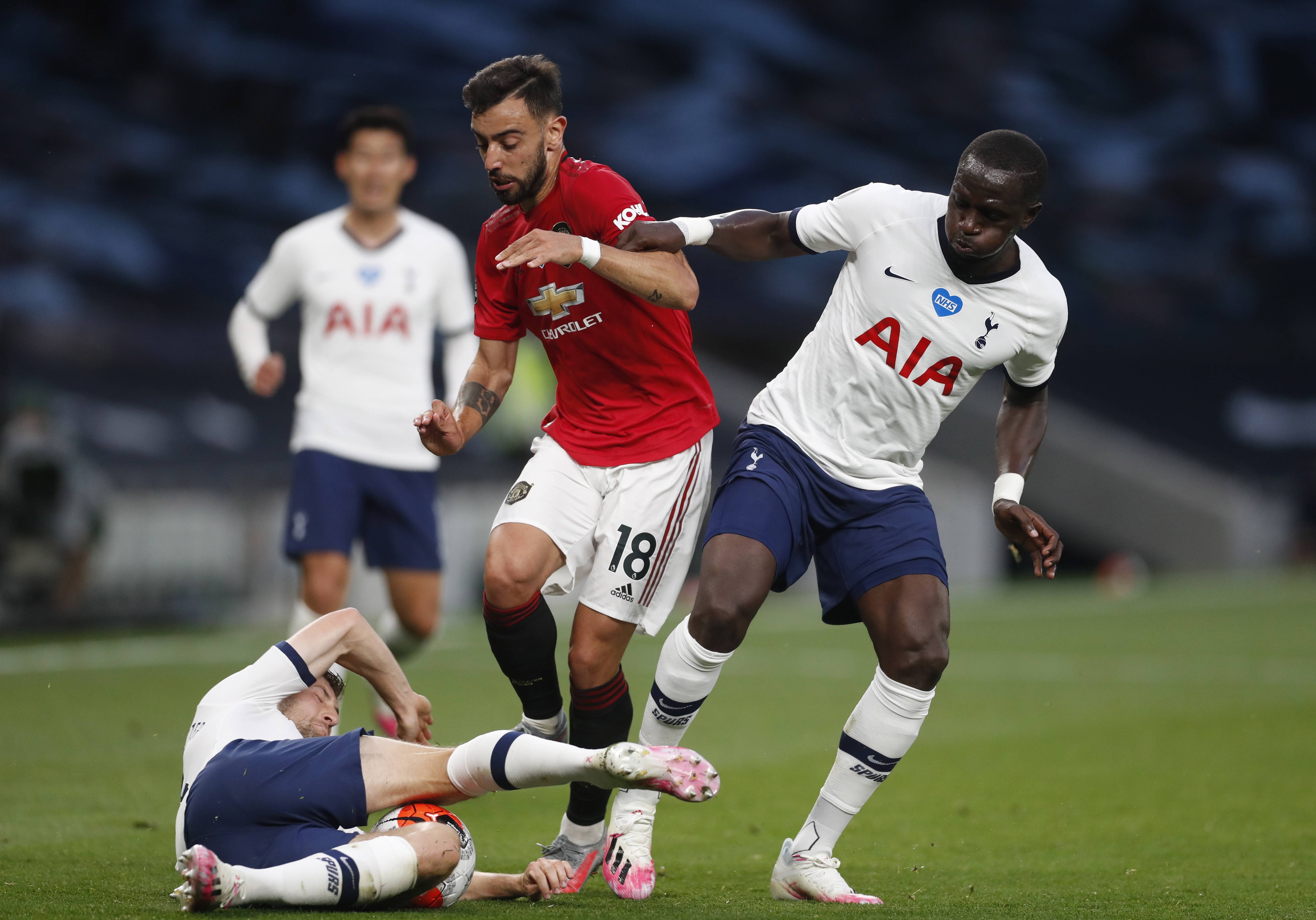 友们为之感 友们为之感